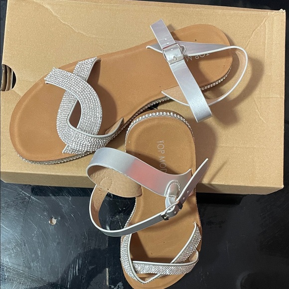 TOP Moda Shoes - TOP Moda Silver and Tan Women's Sandals